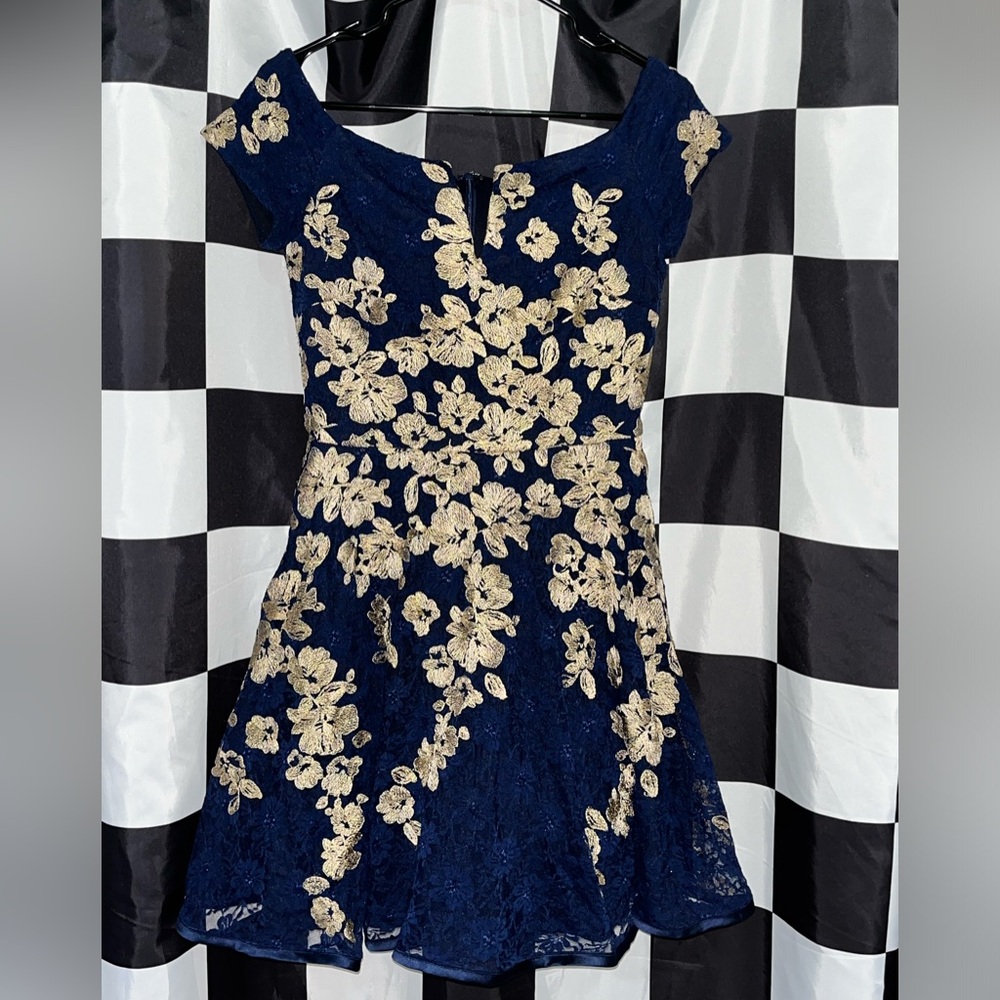 Aqua Dresses Size 8
